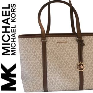 Michael Kors Large Tote with Matching Accessories
